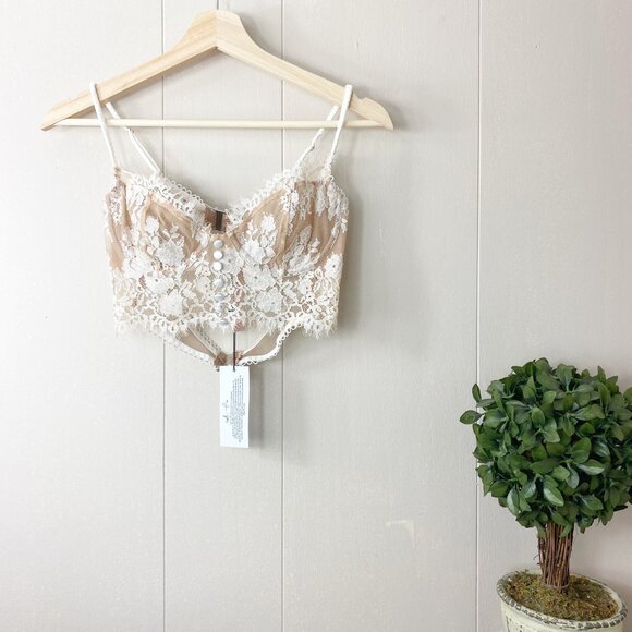 For Love And Lemons Other - NWT For Love and Lemons Faye Lace Underwire Bra White Top Size Medium